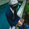 Artículos de aseo HENNY AIR AL TRONO Artículos de aseo HENNY AIR AL TRONO