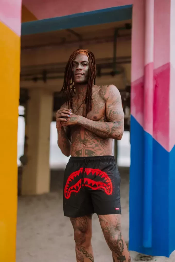 BAÑADOR DE ARTISTA CALLEJERO