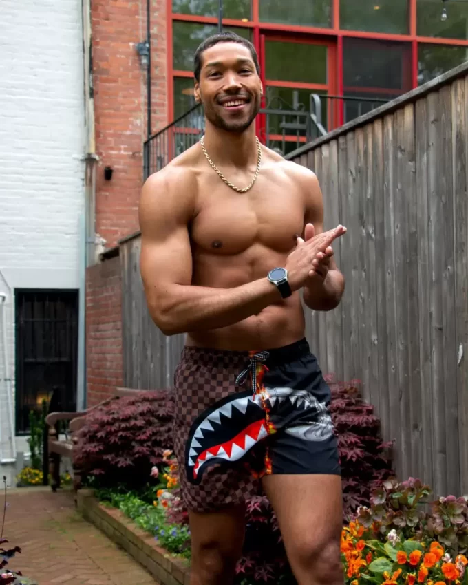 BAÑADORES IMPARABLES DE SHARKS IN PARIS