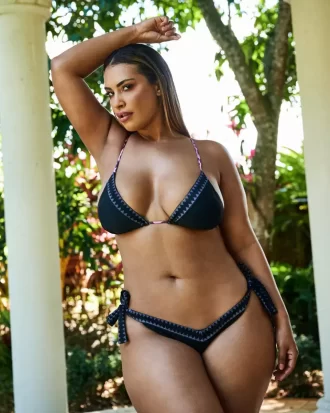 TOP DE BIKINI DE NOCHE DE DINERO