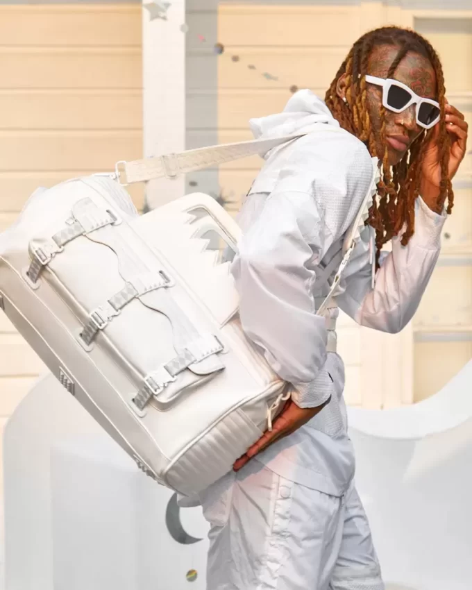 BOLSA DE CARGA PARA FUTUROS VIAJEROS BOLSA DE CARGA PARA FUTUROS VIAJEROS
