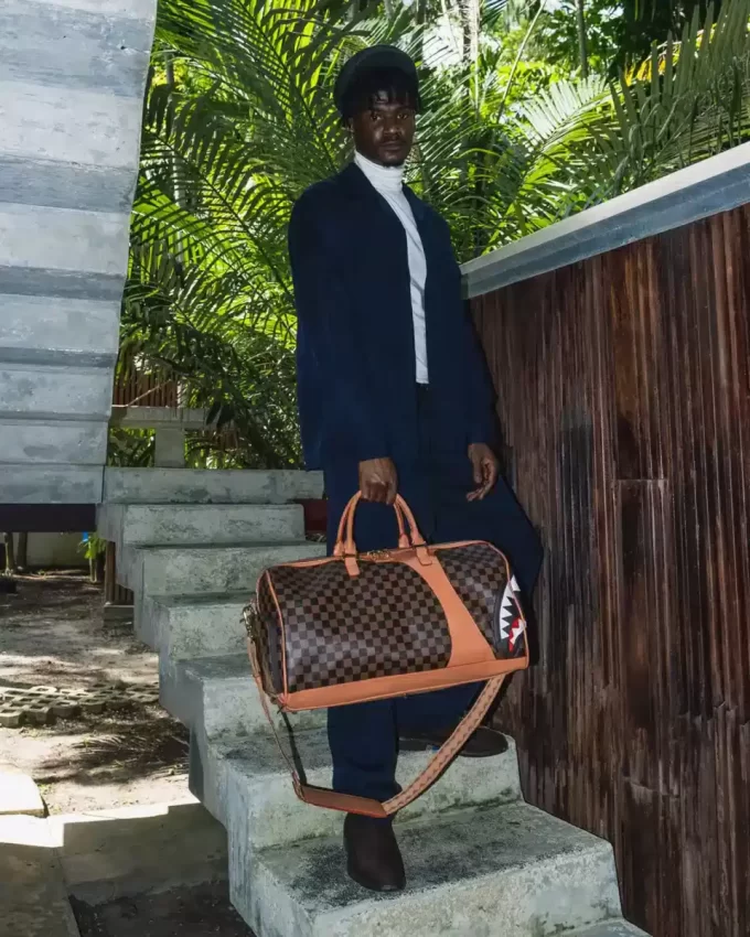 BOLSA DE VIAJE HENNY AIR AL TRONO BOLSA DE VIAJE HENNY AIR AL TRONO