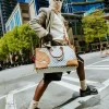 BOLSA DE VIAJE PYRAMID HENNY LATTE