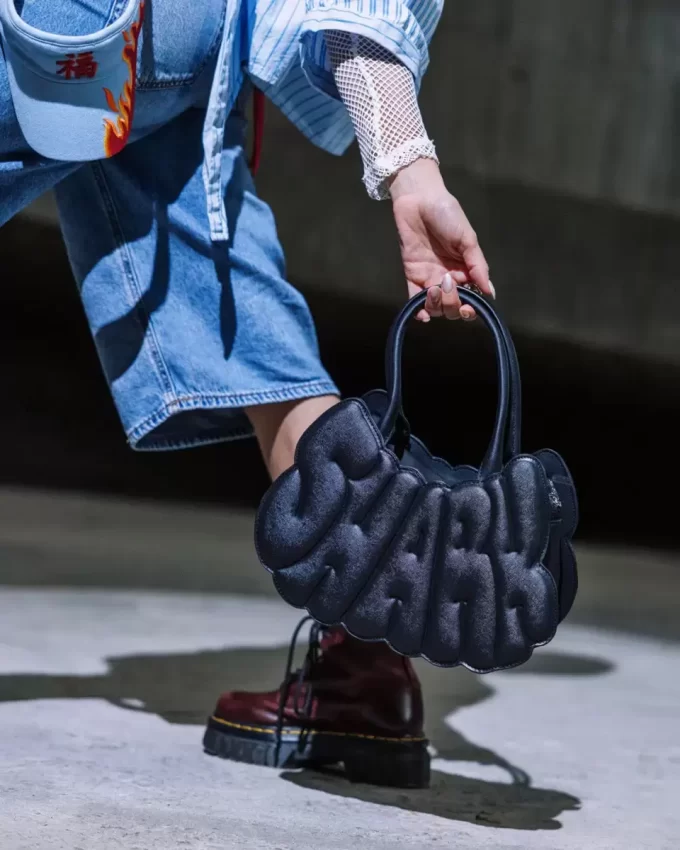 BOLSO DE MANO BUBBLE BUBBLE SHARK BOLSO DE MANO BUBBLE BUBBLE SHARK