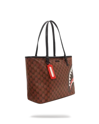 Bolso de mano con tiburones y calaveras