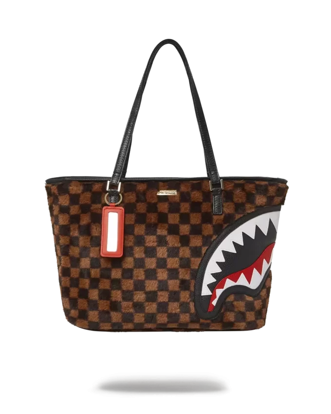Bolso de piel con estampado de tiburones en París Bolso de piel con estampado de tiburones en París