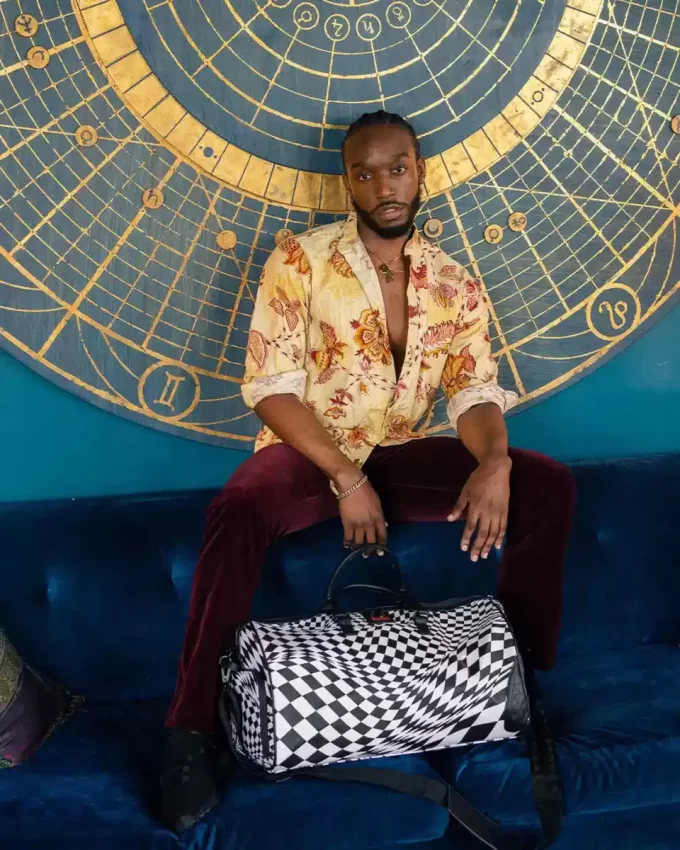 BOLSO DE VIAJE A CUADROS TRIPPY BOLSO DE VIAJE A CUADROS TRIPPY