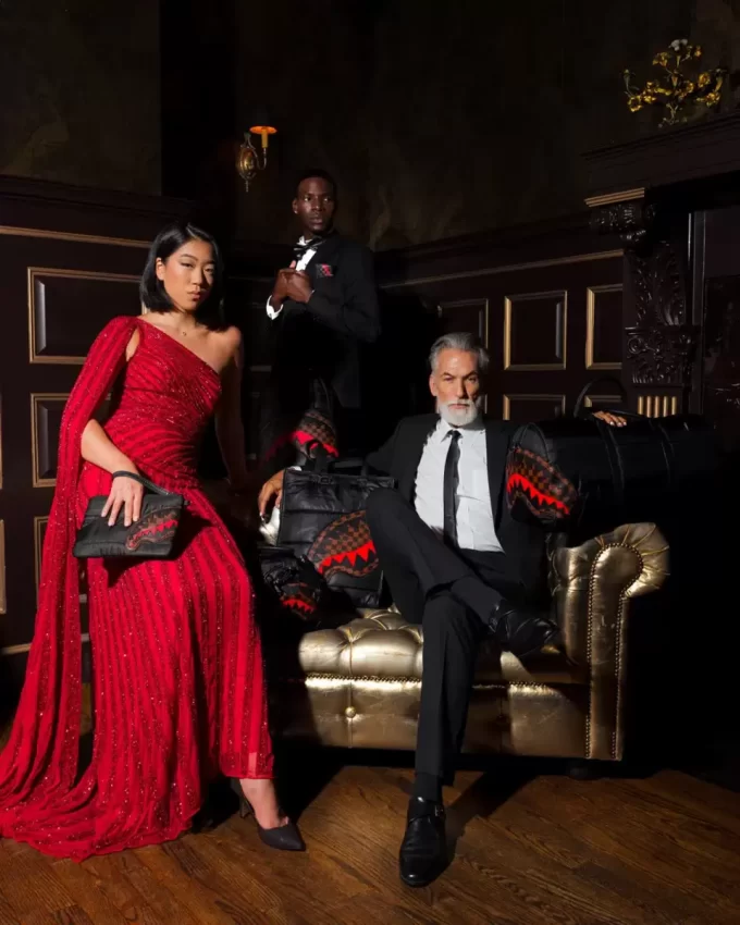 Bolso flexible Vail con diseño de tiburón globo Bolso flexible Vail con diseño de tiburón globo