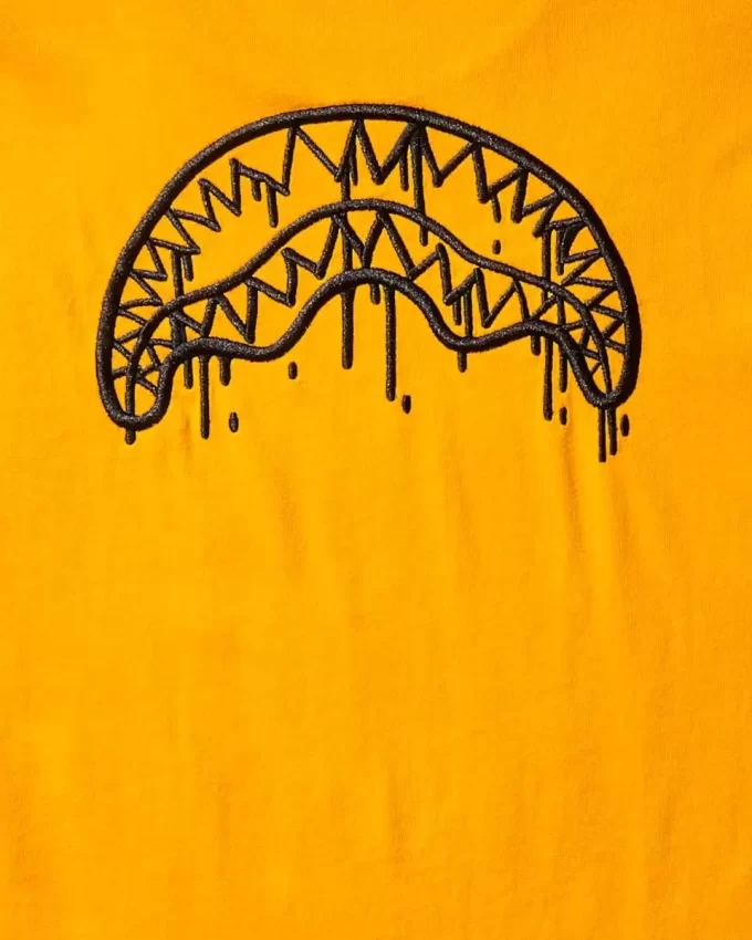 CAMISETA CON ESTAMPADO DE GARFIELD CAT STRATCH (NARANJA)