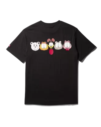 CAMISETA CON ESTAMPADO DE GARFIELD (NEGRA)