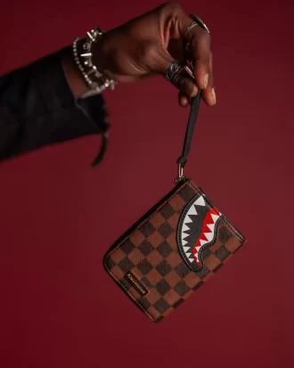 CARTERA DE TIBURONES DIENTES DE SIERRA EN PARÍS