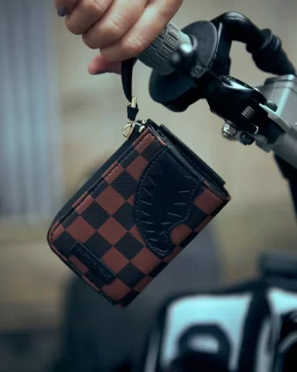 Cartera Henny Lock Sharks en París