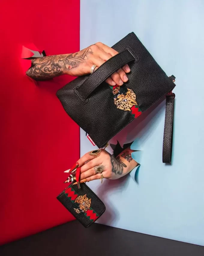 CLUTCH CRUZADO ITALIA DIVISO CLUTCH CRUZADO ITALIA DIVISO
