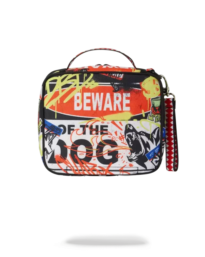 ¡CUIDADO CON EL PAQUETE DE BOCADILLOS PARA PERROS!