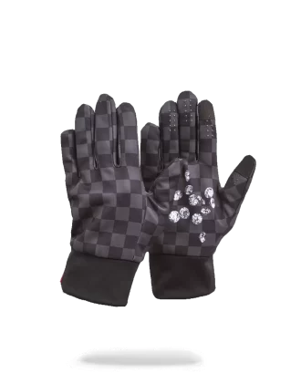 DIAMANTES EN GUANTES DE PALMA