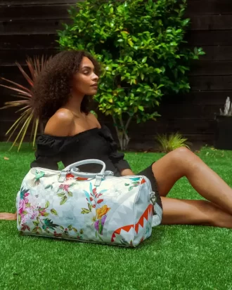 EN LA BOLSA DE JARDÍN