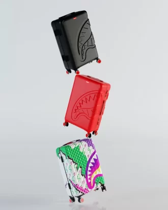 EQUIPAJE DE MANO DE CARCASA RÍGIDA ROJA CON DISEÑO DE TIBURÓN