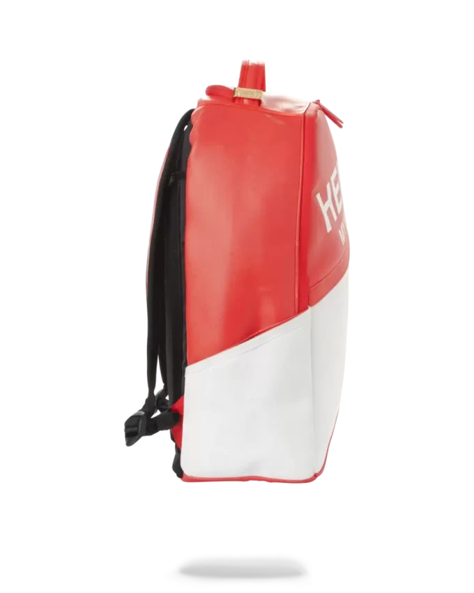 Esta es la primera mochila DLXV que se fabricó.