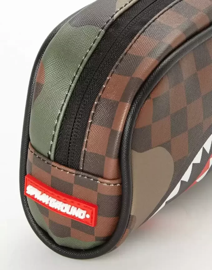 ESTUCHE PARA LÁPICES TIBURONES EN PARÍS (EDICIÓN CAMUFLAJE) ESTUCHE PARA LÁPICES TIBURONES EN PARÍS (EDICIÓN CAMUFLAJE)