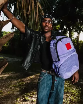 ¡¡¡IMPOSIBLE!!! ¡¡¡MOCHILA REVERSIBLE: DE TERCIOPELO MORADO A LA MOCHILA OG SHARKS IN PARIS!!!