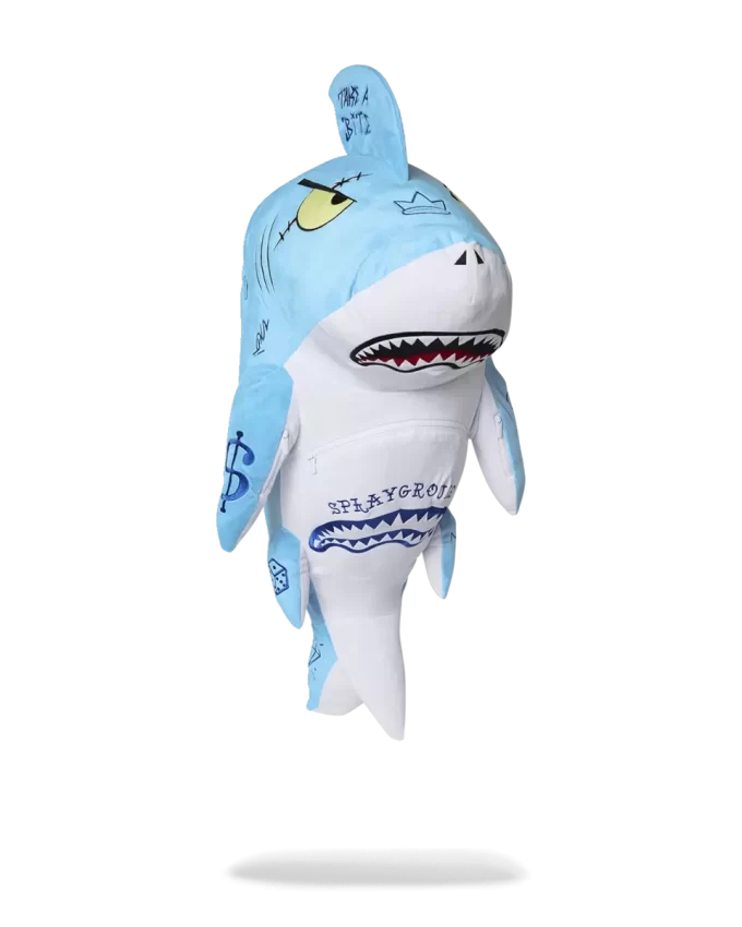 LA MOCHILA DEL GRAN TIBURÓN LA MOCHILA DEL GRAN TIBURÓN