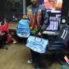 LA BOLSA DE LA FIESTA DEL TIBURÓN LA BOLSA DE LA FIESTA DEL TIBURÓN