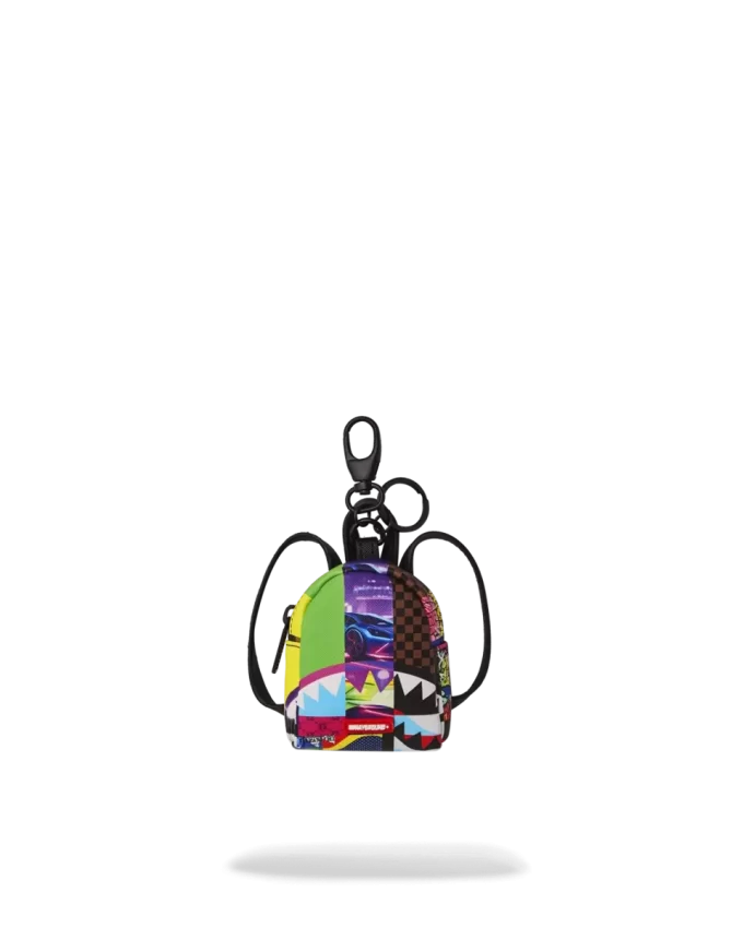 LLAVERO DE MOCHILA CON OBRAS MAESTRAS DE TIBURONES