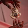 LLAVERO DE OSO CON CEPILLO DE ORO
