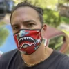 MASCARILLA FACIAL AJUSTADA ADULT MONEY CAMO (ROJA) MASCARILLA FACIAL AJUSTADA ADULT MONEY CAMO (ROJA)