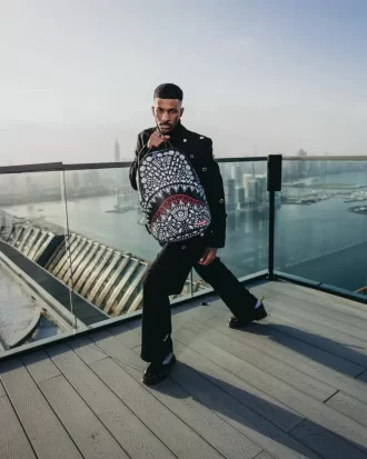 MOCHILA CON BOLSAS ASEGURAS (DLXV)