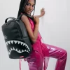 MOCHILA SHARK CENTRAL NEGRA/GRIS (DLXV) MOCHILA SHARK CENTRAL NEGRA/GRIS (DLXV)