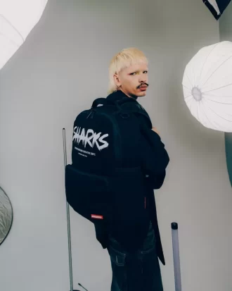 Mochila Sharks Creative Department Cargo Hero