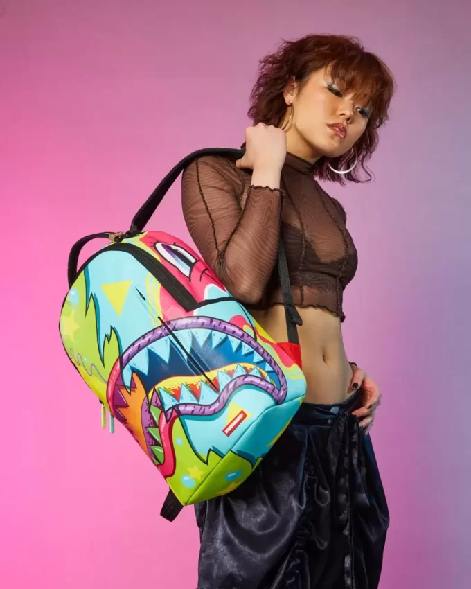 MOCHILA SUPER EXTRAÑA (DLXV) MOCHILA SUPER EXTRAÑA (DLXV)