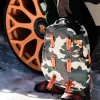 MOCHILA YOUNG DOLPH MOCHILA YOUNG DOLPH