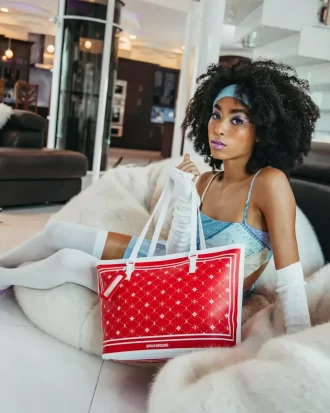 MODUS OPERANDI TOTE