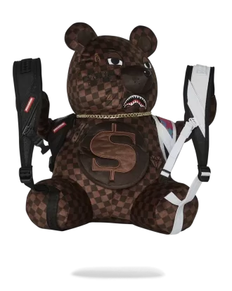 OSO CON MOCHILA COMO SI FUERA UNA MOCHILA