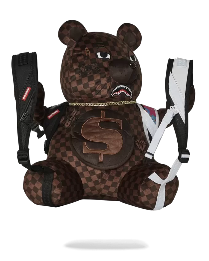 OSO CON MOCHILA COMO SI FUERA UNA MOCHILA