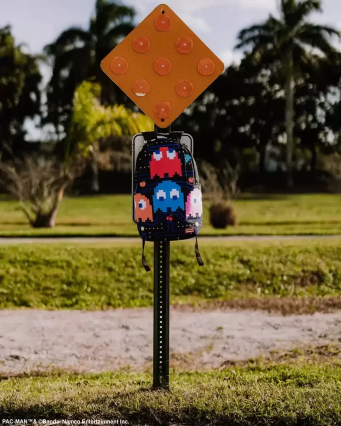 PACMAN, LA BANDA FANTASMA DE SHARMOUTH