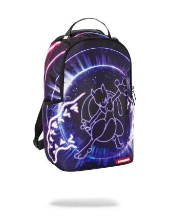 POKÉMON MEWTO TIBURÓN