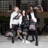 QUÉ DEMONIOS ‘BOLSO BANDOLERA CON SABOR A TIBURÓN QUÉ DEMONIOS ‘BOLSO BANDOLERA CON SABOR A TIBURÓN