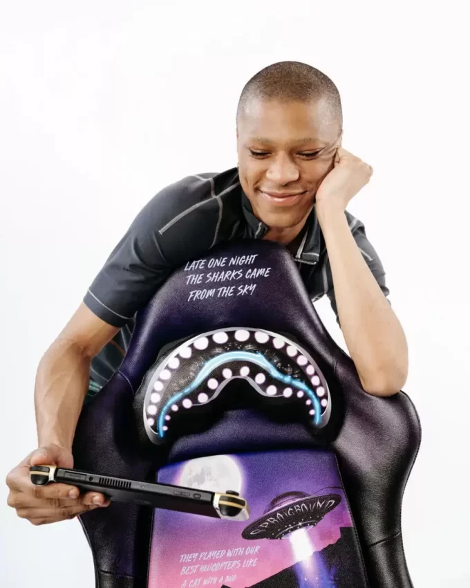 SILLA DE JUEGOS PARA UNA NOCHE SILLA DE JUEGOS PARA UNA NOCHE