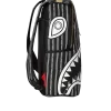 TIBURONES AL REVÉS EN PARÍS (NEGRO) TIBURONES AL REVÉS EN PARÍS (NEGRO)