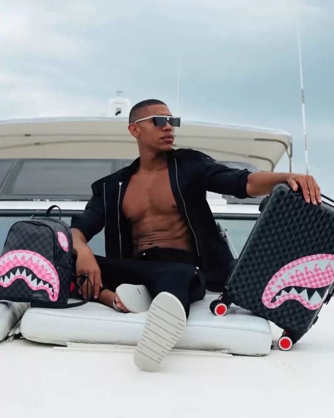 TIBURONES EN CANDY SAVAGE TIBURONES EN CANDY SAVAGE