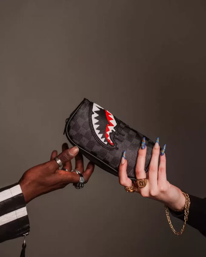 TIBURONES EN PARÍS BOLSA THUNDERDRIP