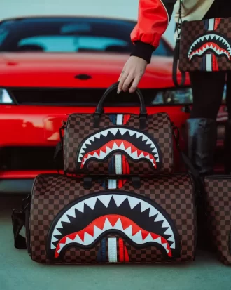 TIBURONES EN PARÍS GT MINI BOLSA DE VIAJE