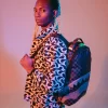 TIBURONES EN PARÍS HENNY NUNCA DEMASIADAS MOCHILAS (DLXV) TIBURONES EN PARÍS HENNY NUNCA DEMASIADAS MOCHILAS (DLXV)