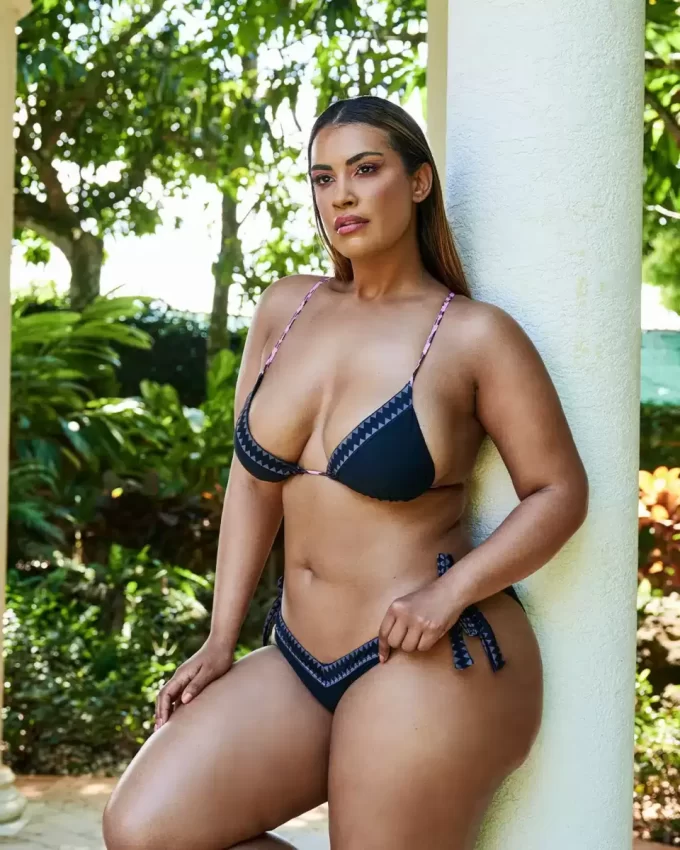 TOP DE BIKINI DE NOCHE DE DINERO TOP DE BIKINI DE NOCHE DE DINERO
