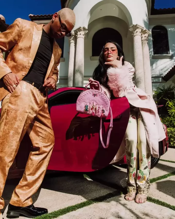 VINE A TRIUNFAR CON LOS BOLSOS VINE A TRIUNFAR CON LOS BOLSOS