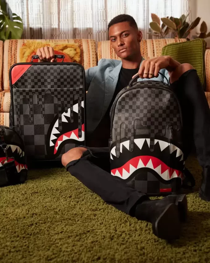 XTC TIBURONES GREY EN PARÍS EQUIPAJE DE MANO PARA JETSESTER XTC TIBURONES GREY EN PARÍS EQUIPAJE DE MANO PARA JETSESTER